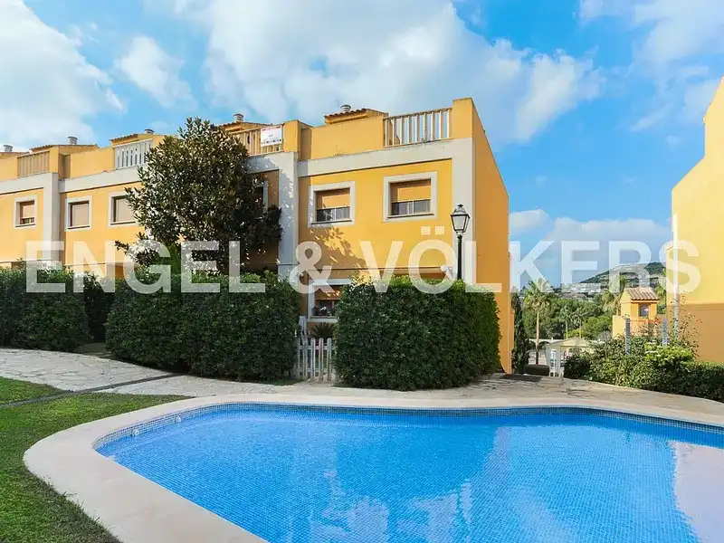 Casa o xalet de lloguer a Chiva, Valencia