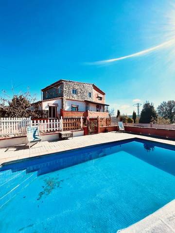 Casa-chalet en Venta en Pontons