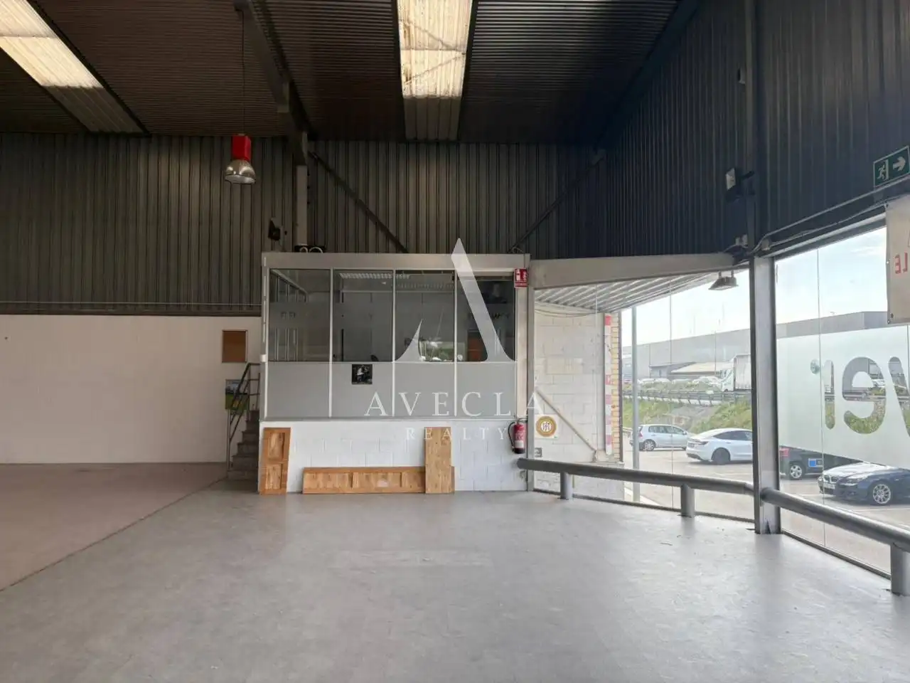 Nau industrial en venda en Sant Esteve Sesrovires