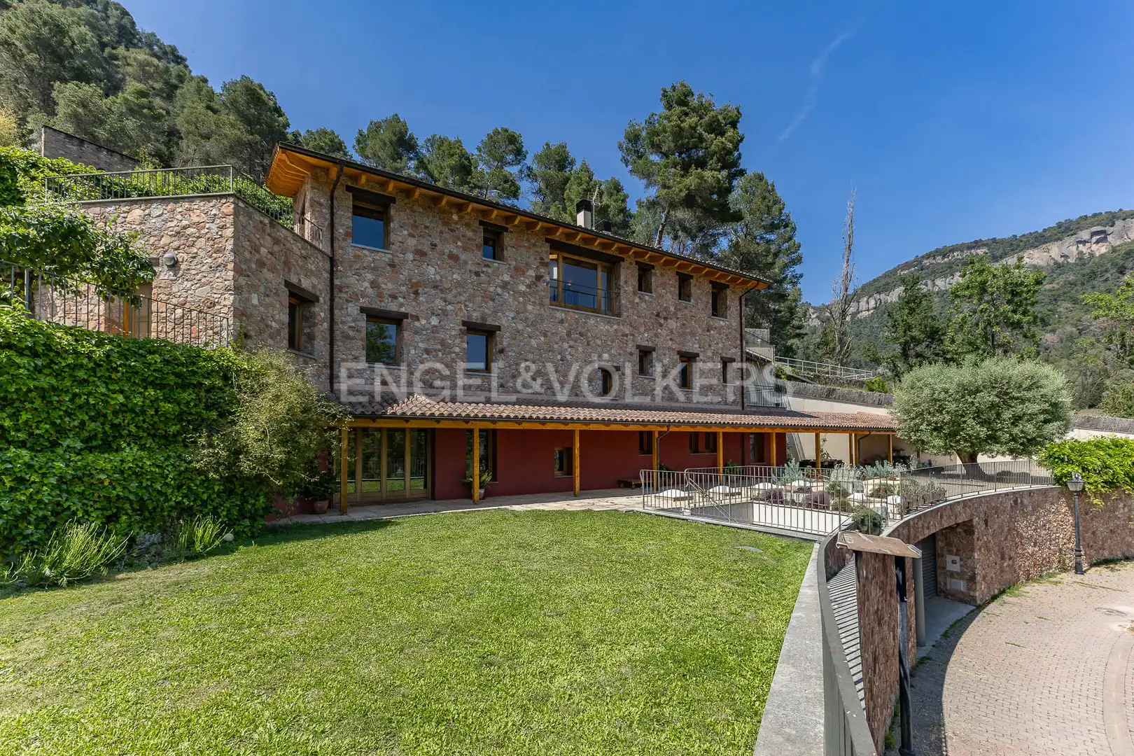 Vista exterior de Finca rústica en venta en Gallifa con Aire acondicionado, Calefacción y Jardín privado