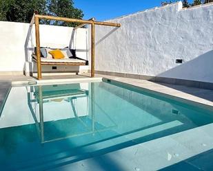 Swimming pool of House or chalet for sale in Herencia  with Air Conditioner, Terrace and Swimming Pool