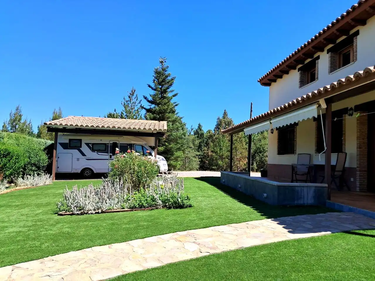 Jardí de Casa o xalet en venda en Teruel amb Aire condicionat, Calefacció i Jardí privat