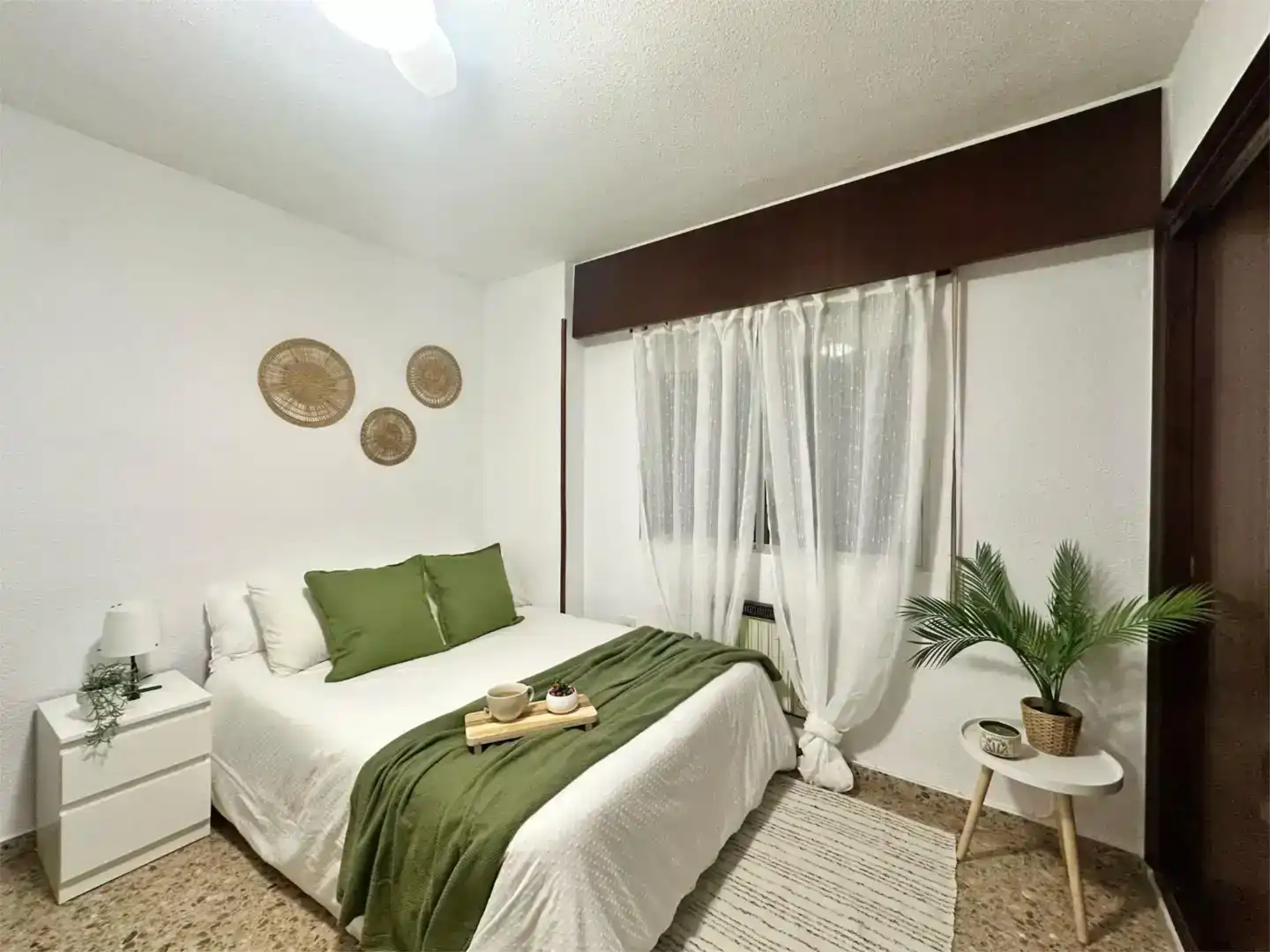 Habitación de Piso de alquiler en Alicante / Alacant con Amueblado, Horno y Lavadora