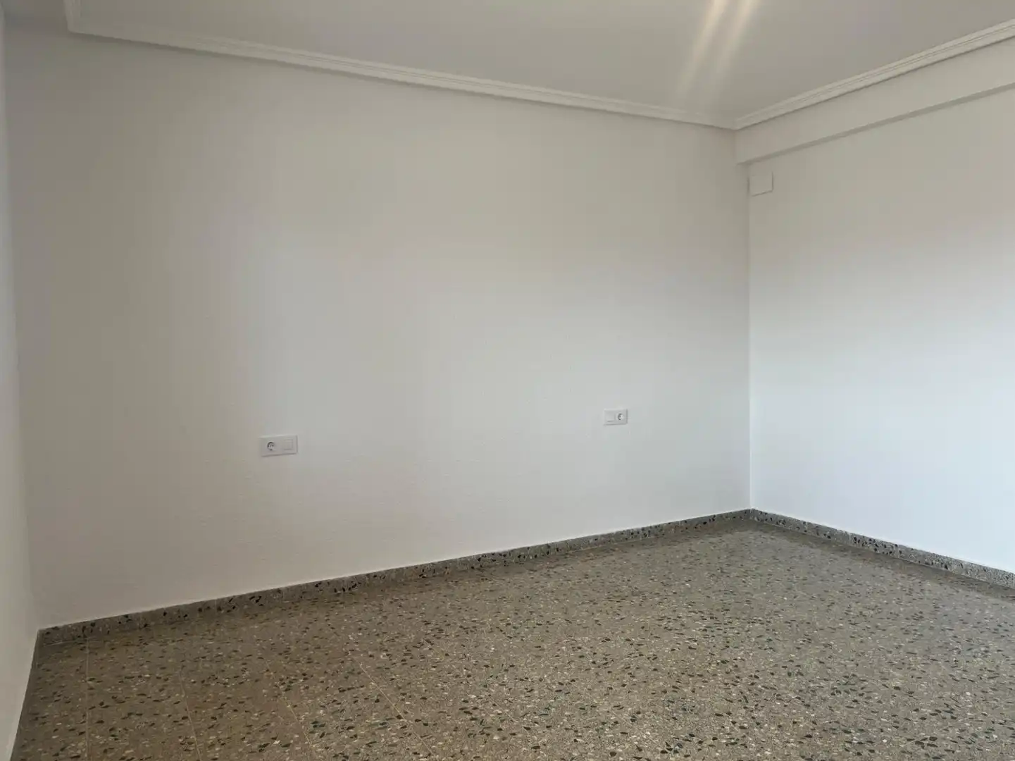 Wohnung zur Miete in Torrent mit Heizung und Balkon