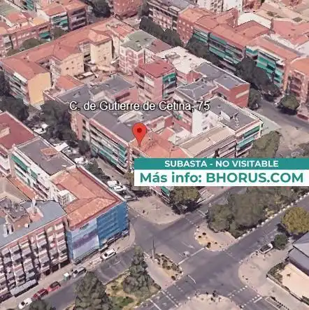 Vista exterior de Piso en venta en Madrid
