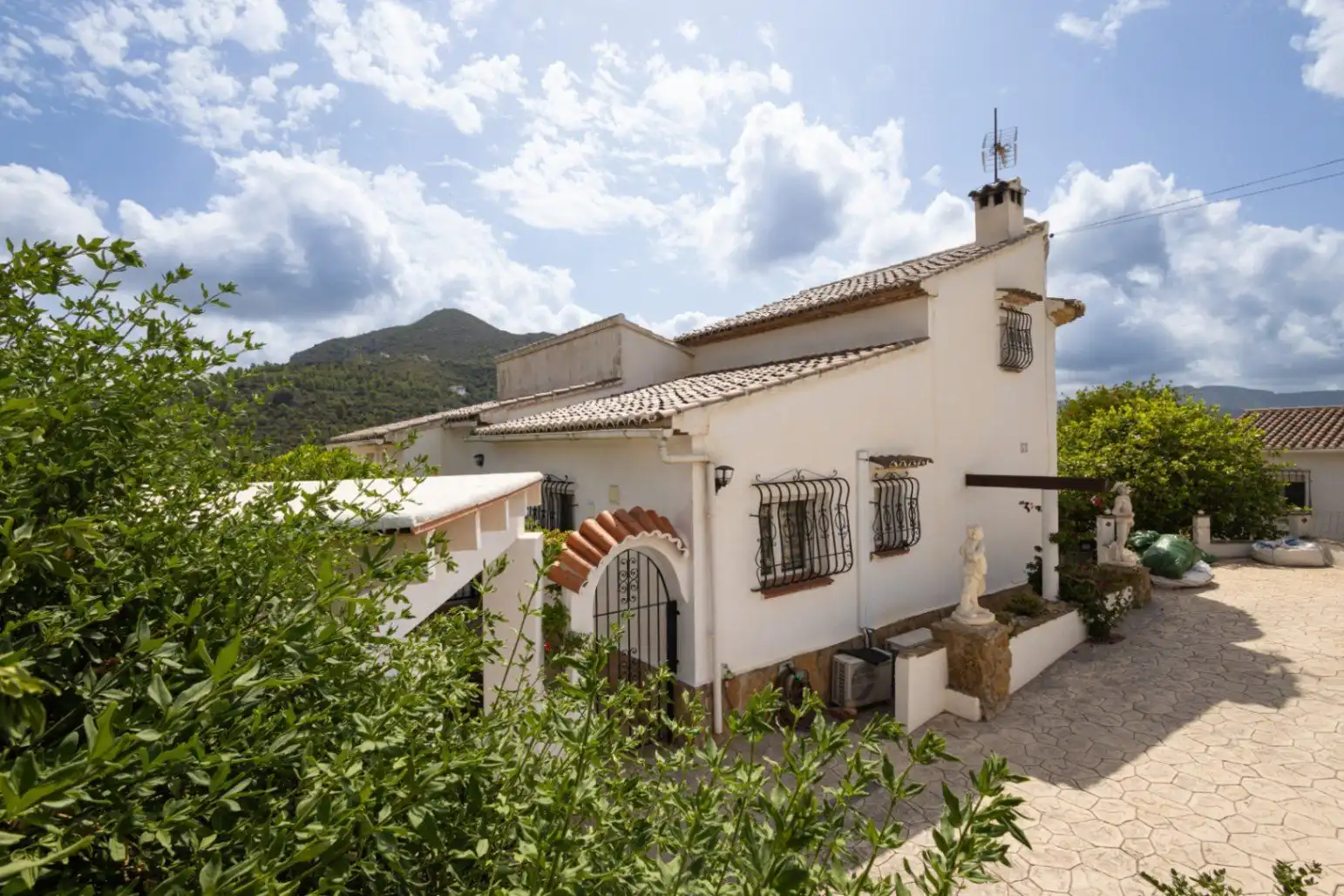 Vista exterior de Casa o chalet en venta en Alcalalí con Aire acondicionado, Calefacción y Terraza
