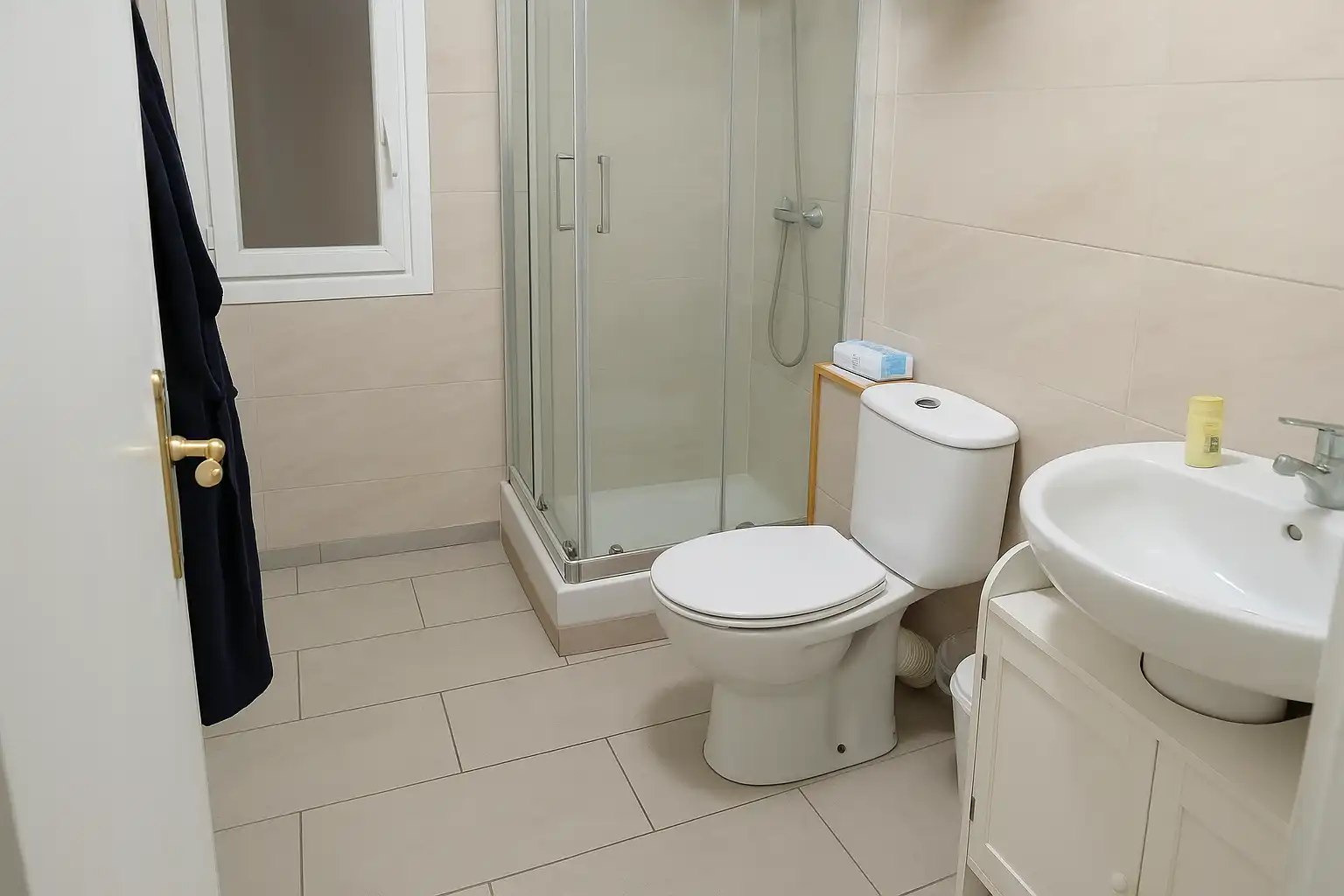 Bany de Pis en venda en Vilanova i la Geltrú amb Aire condicionat i Balcó
