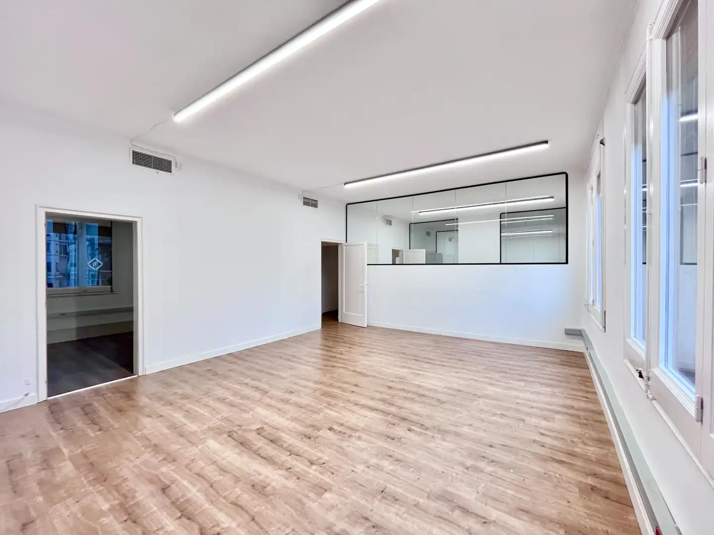 Bureau avec ascenseur à louer à Passeig de Gràcia 78, imagen 2