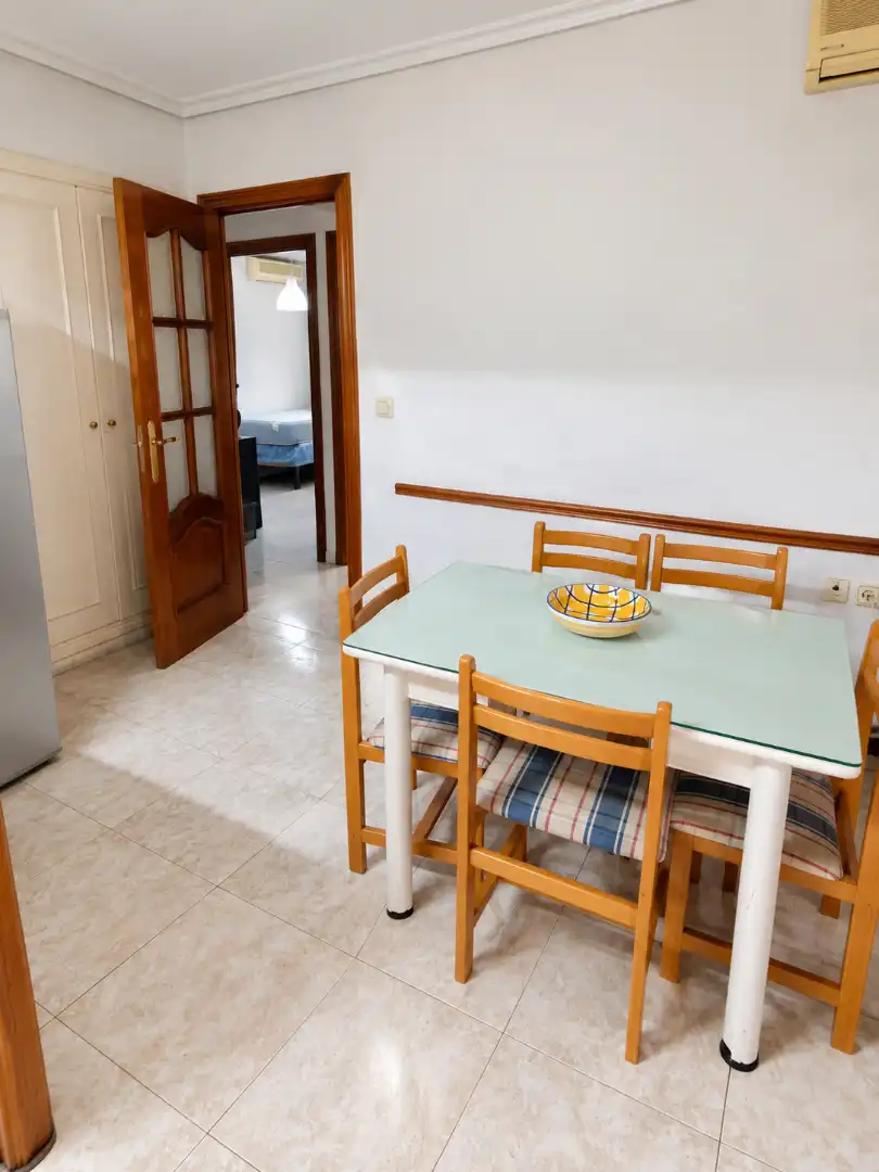 Flat with lift for sale in Calle Asturias, imagen 3