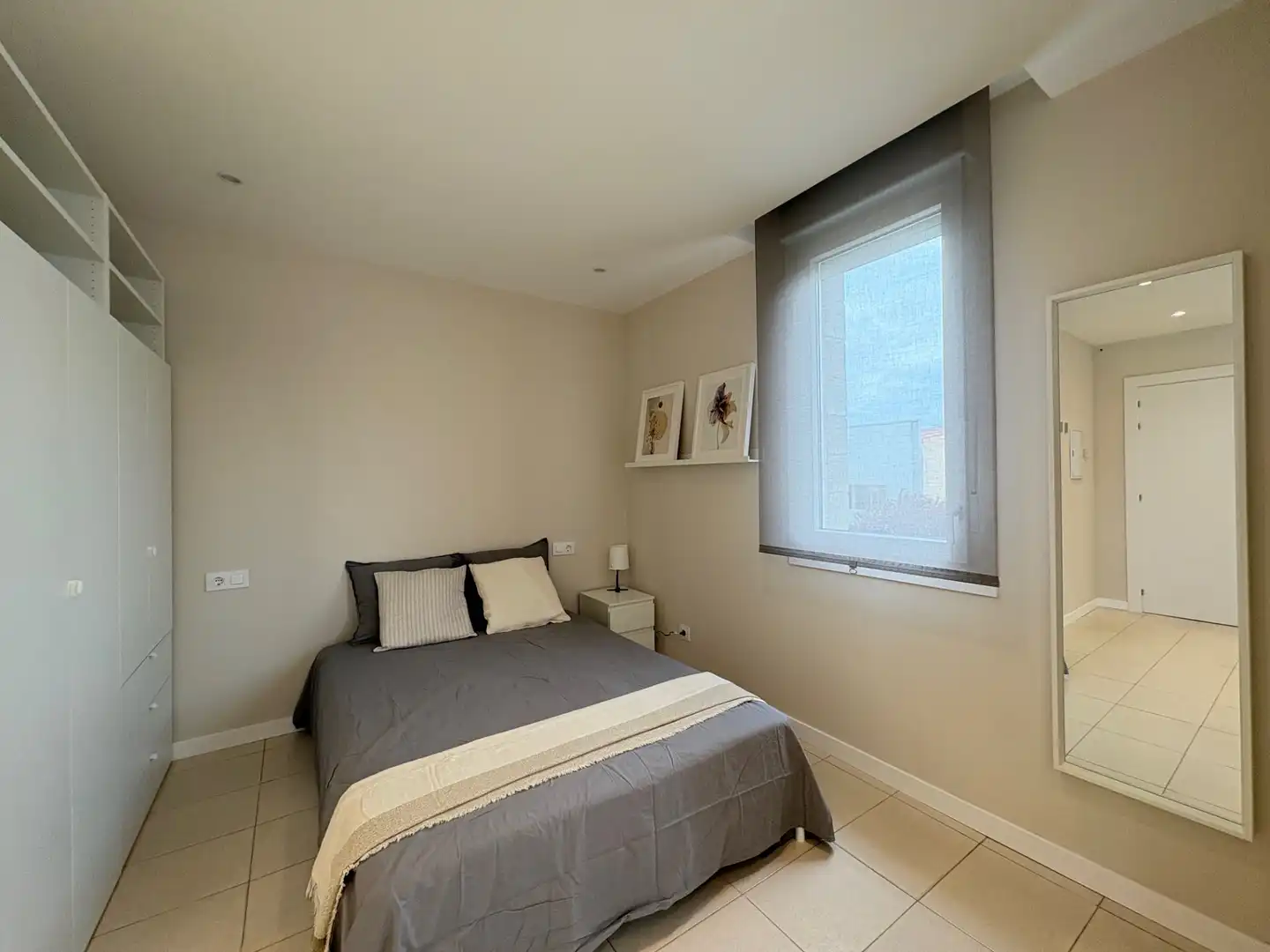 Habitación de Estudio de alquiler en Arnedo con Aire acondicionado, Calefacción y Amueblado