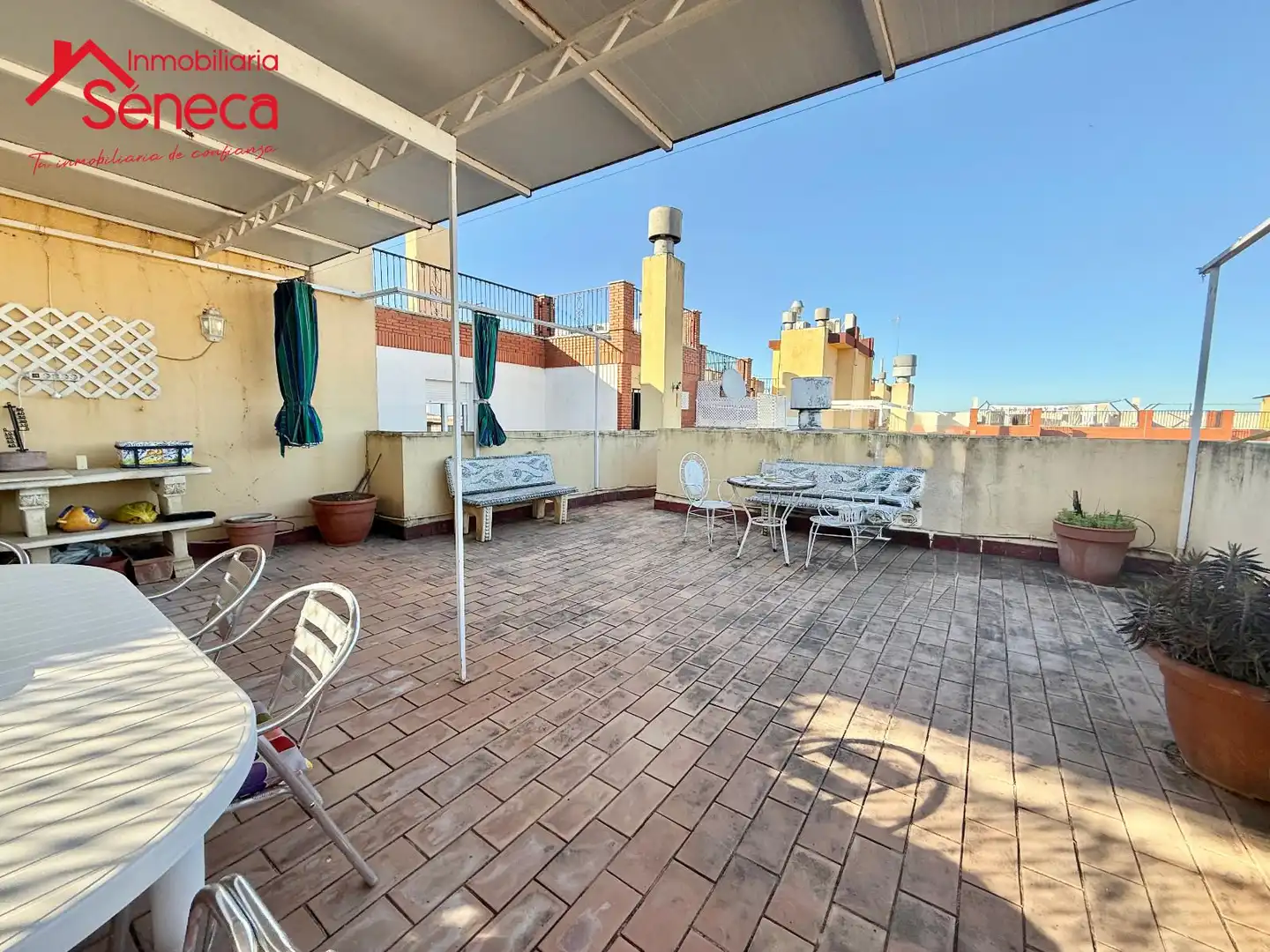 Terrassa de Àtic en venda en Córdoba amb Calefacció, Terrassa i Piscina