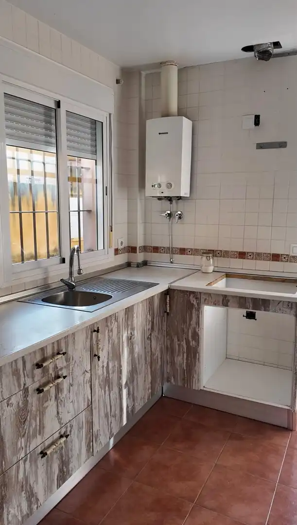Kitchen of Detached homes for sale in Sanlúcar de Barrameda  with Air Conditioner and Terrace