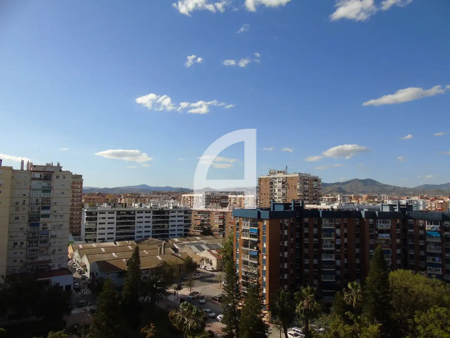 Vista exterior de Pis en venda en Málaga amb Terrassa i Moblat