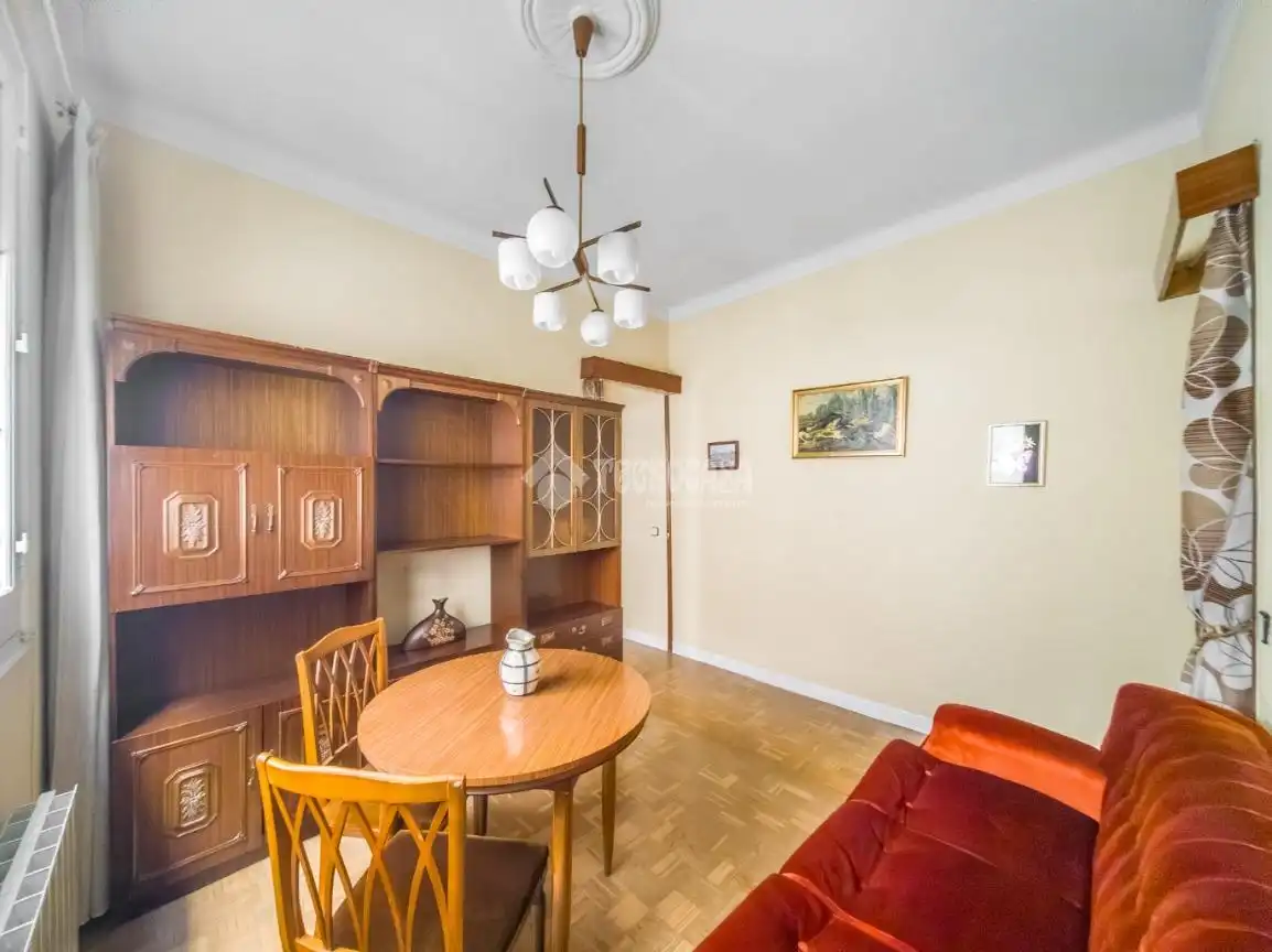 Sala d'estar de Pis en venda en Madrid amb Calefacció