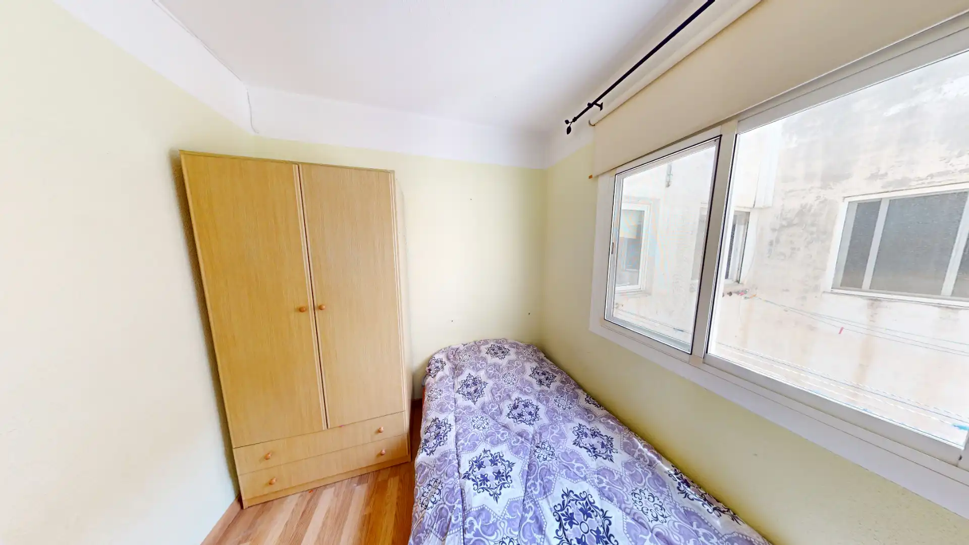 Habitación de Piso en venta en Alicante / Alacant con Amueblado y Balcón