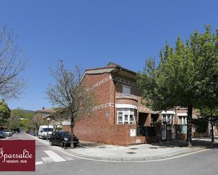 Exterior view of Single-family semi-detached for sale in Irun   with Terrace and Balcony