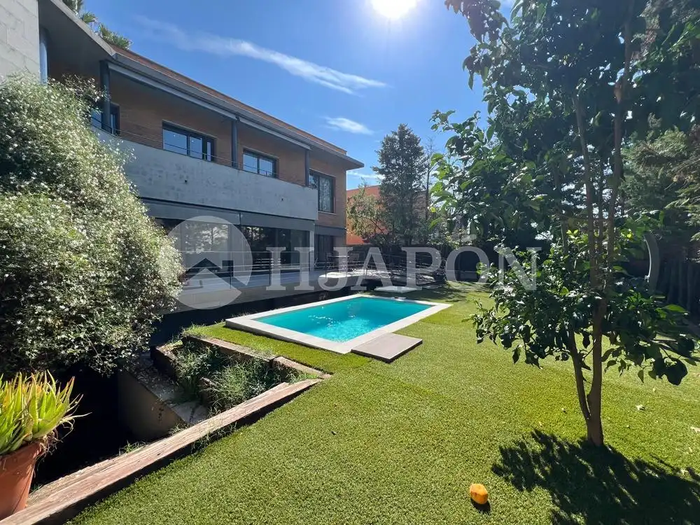 Jardín de Casa o chalet en venta en Alella con Aire acondicionado, Calefacción y Jardín privado