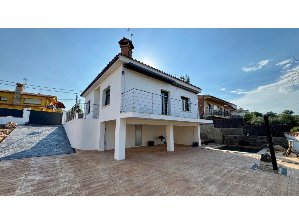 Vista exterior de Casa o xalet de lloguer en Santa Eulàlia de Ronçana