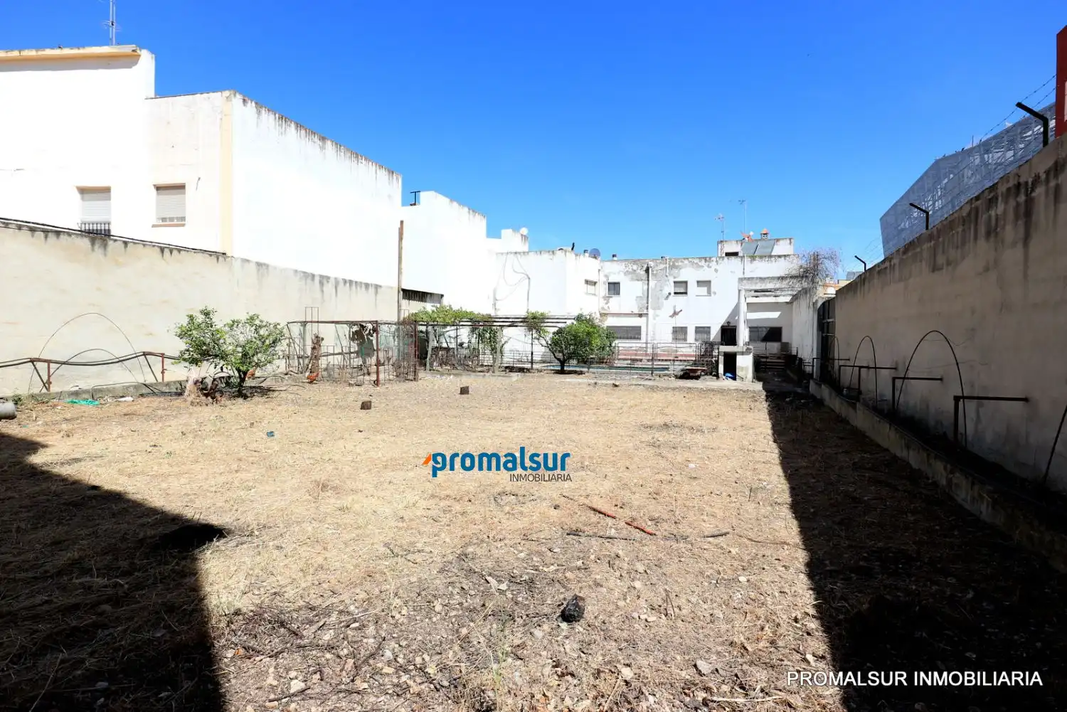 Casa o chalet en venta en Puente Genil con Terraza, Trastero y Piscina