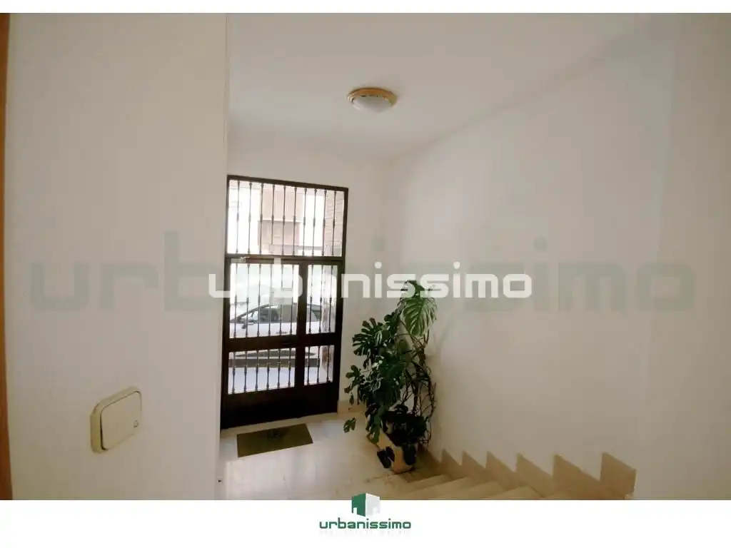 Apartament de lloguer a Esperanza Sánchez Carrascosa, Valdeacederas