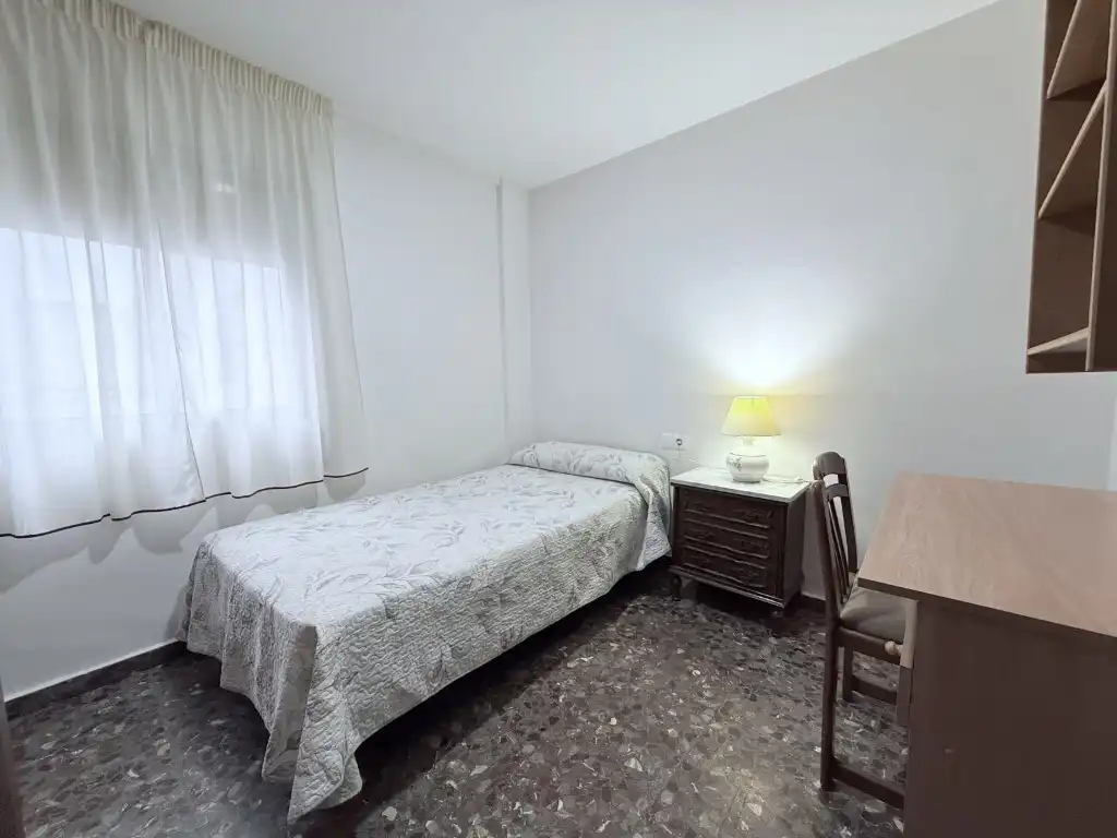 Bedroom of Flat for sale in Córdoba