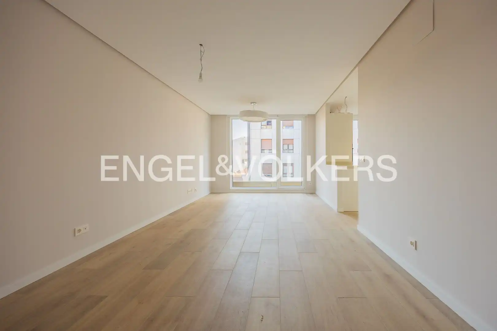 Living room of Flat for sale in Abando - Albia