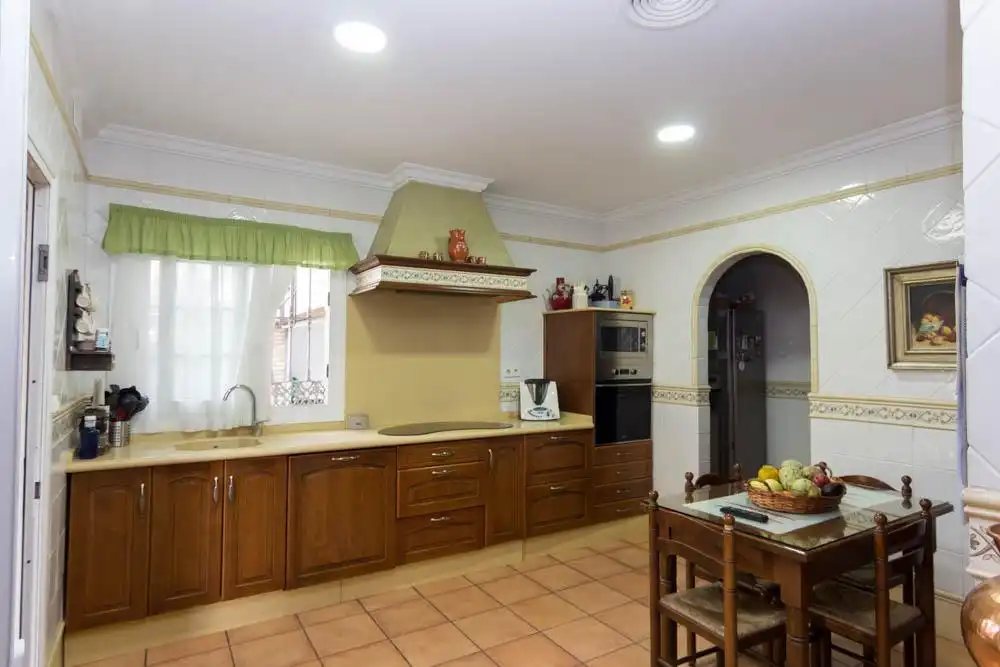 Kitchen of Houses for sale in El Puerto de Santa María  with Private garden, Terrace and Storage room