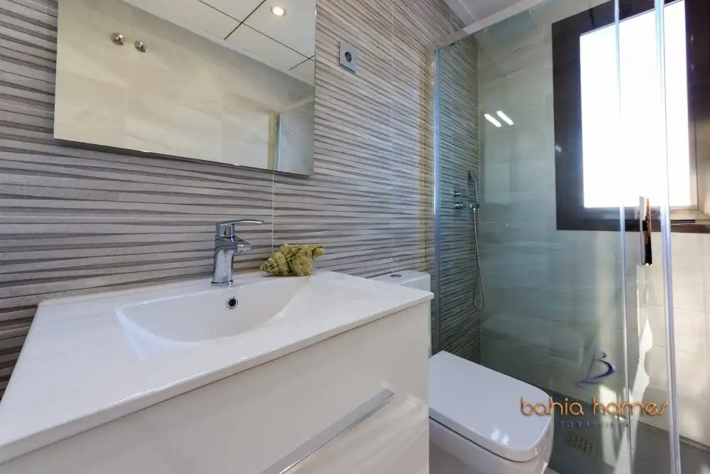 Reihenhaus mit Terrasse zum Verkauf in Pilar de la Horadada ciudad, imagen 39