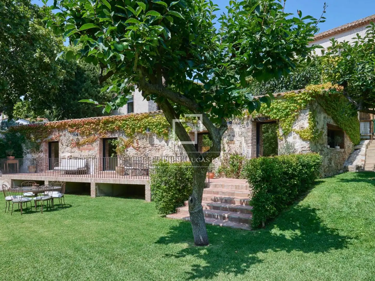 Jardí de Casa o xalet en venda en Alella amb Aire condicionat, Calefacció i Jardí privat