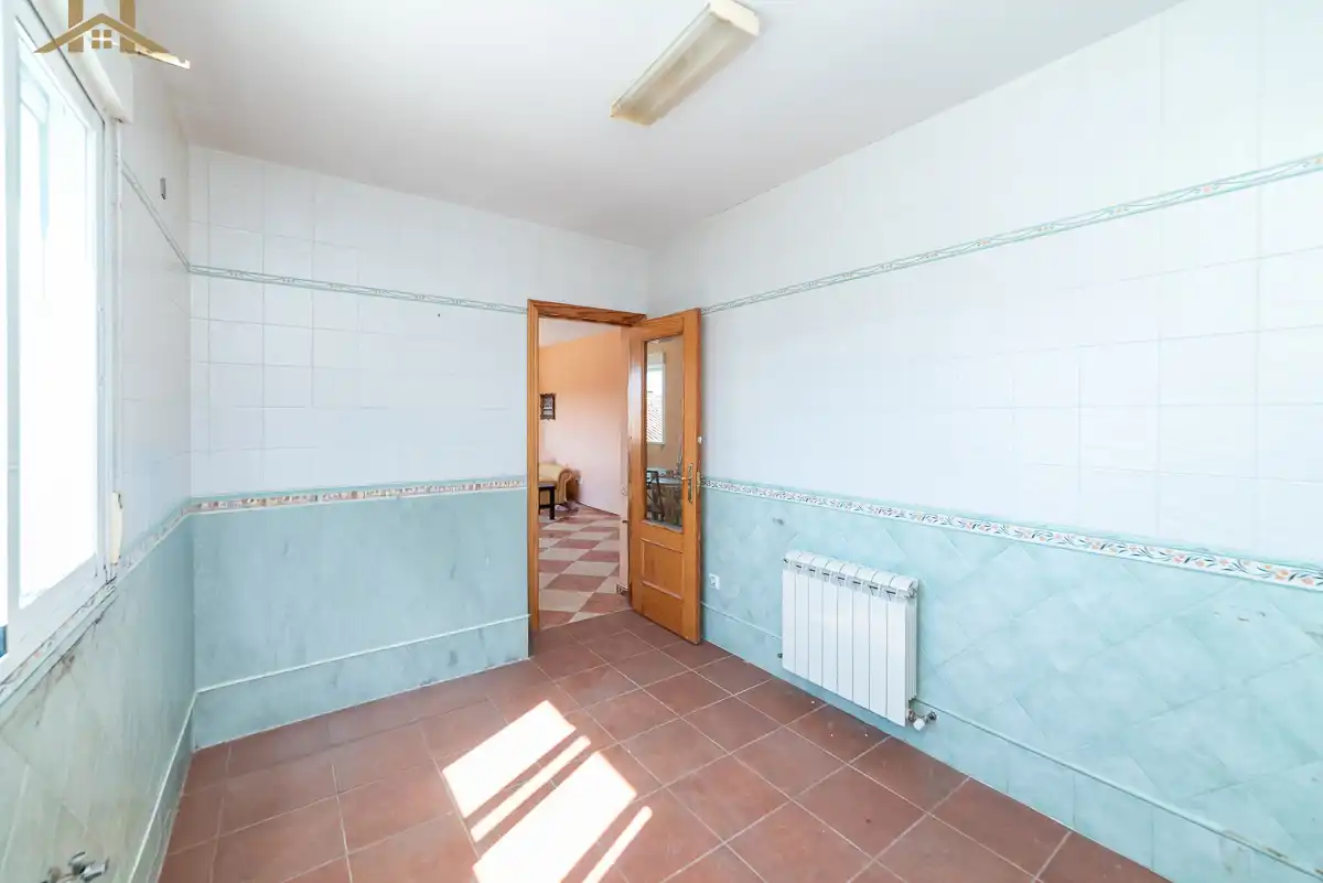 Haus oder Chalet zum Verkauf in Santa Cruz del Retamar mit Klimaanlage, Heizung und Privatgarten