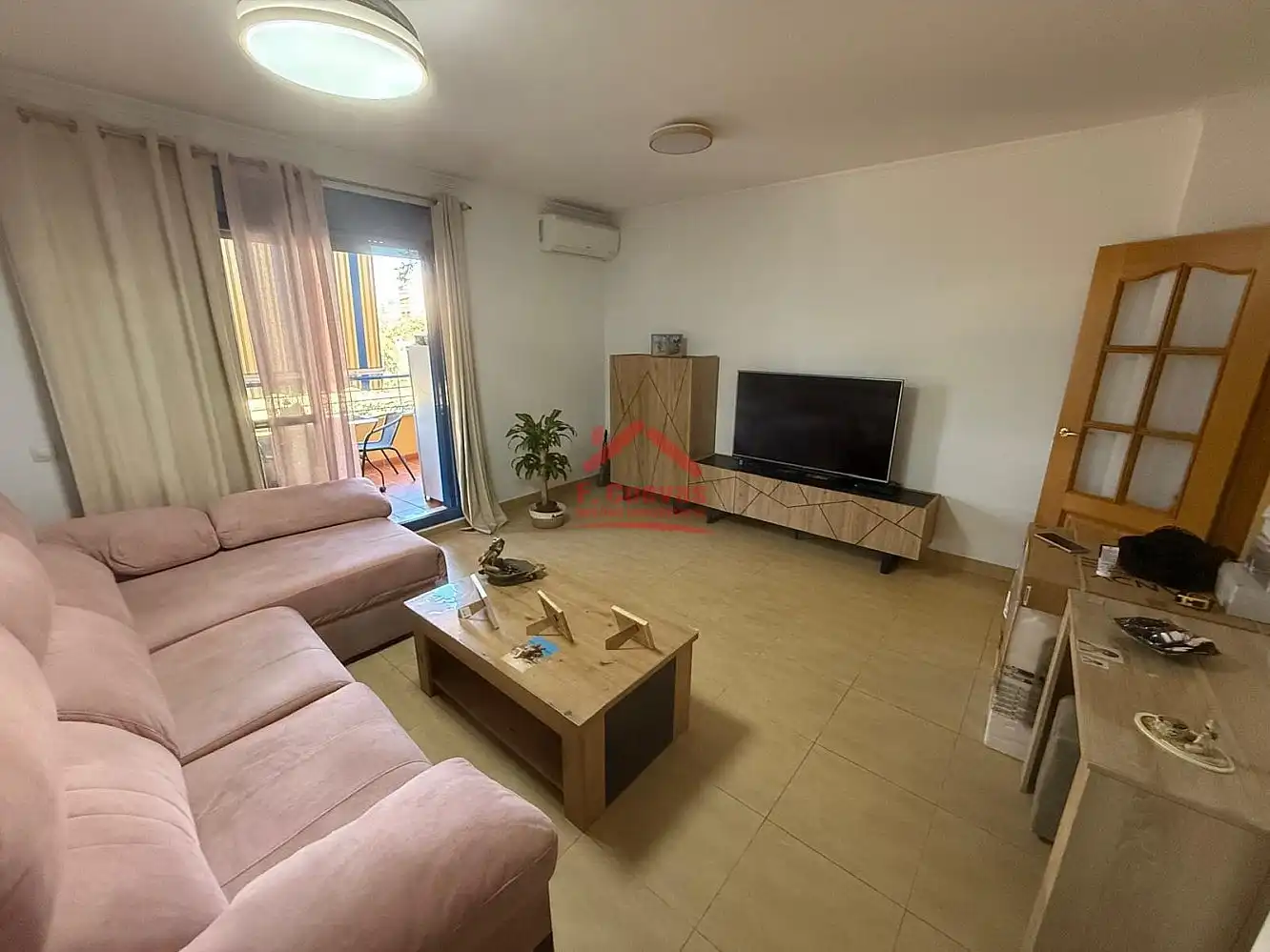 Vista exterior de Apartament en venda en Vélez-Málaga amb Terrassa