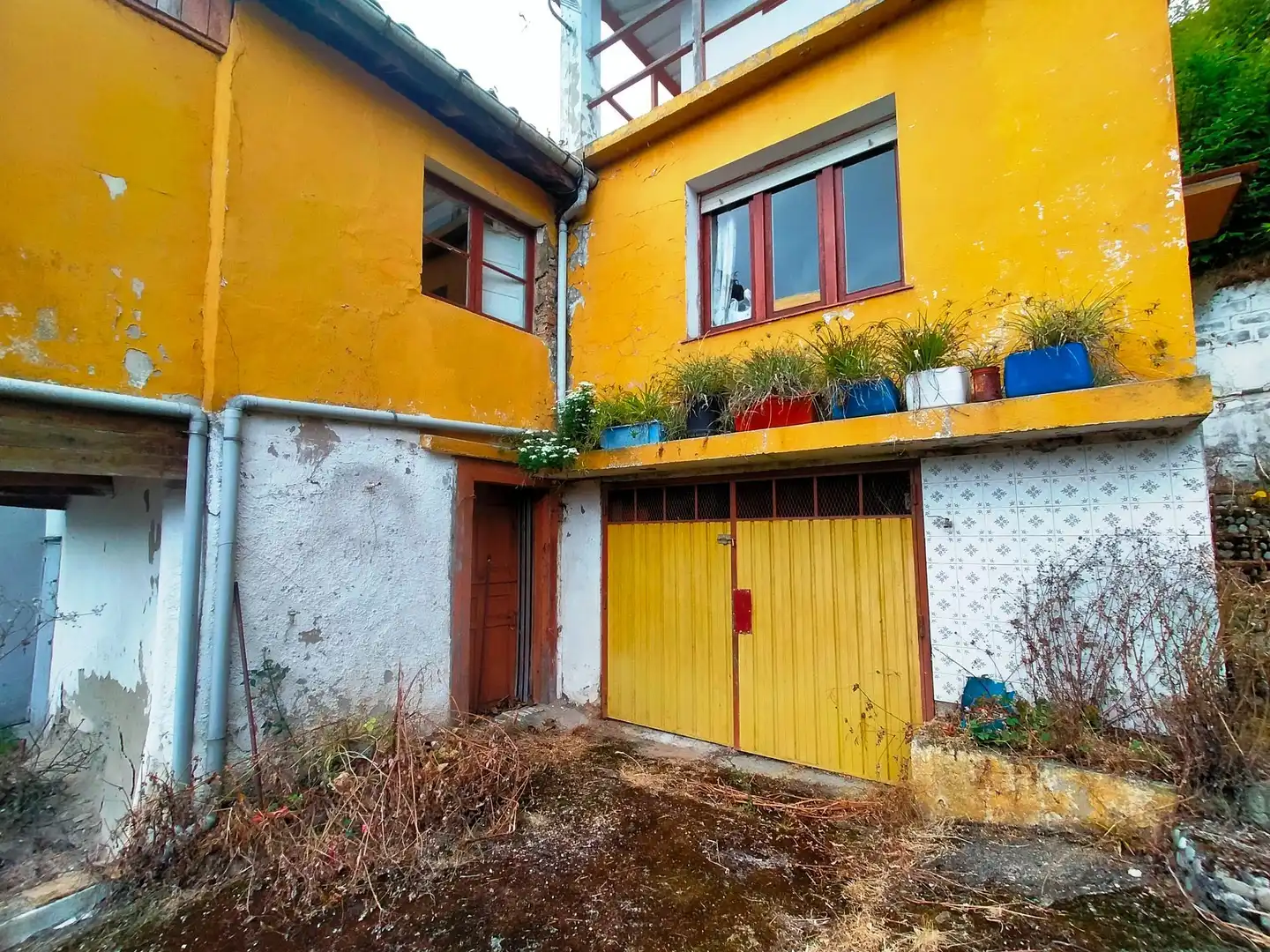 Außenansicht von Country house zum Verkauf in Pravia mit Terrasse und Abstellraum