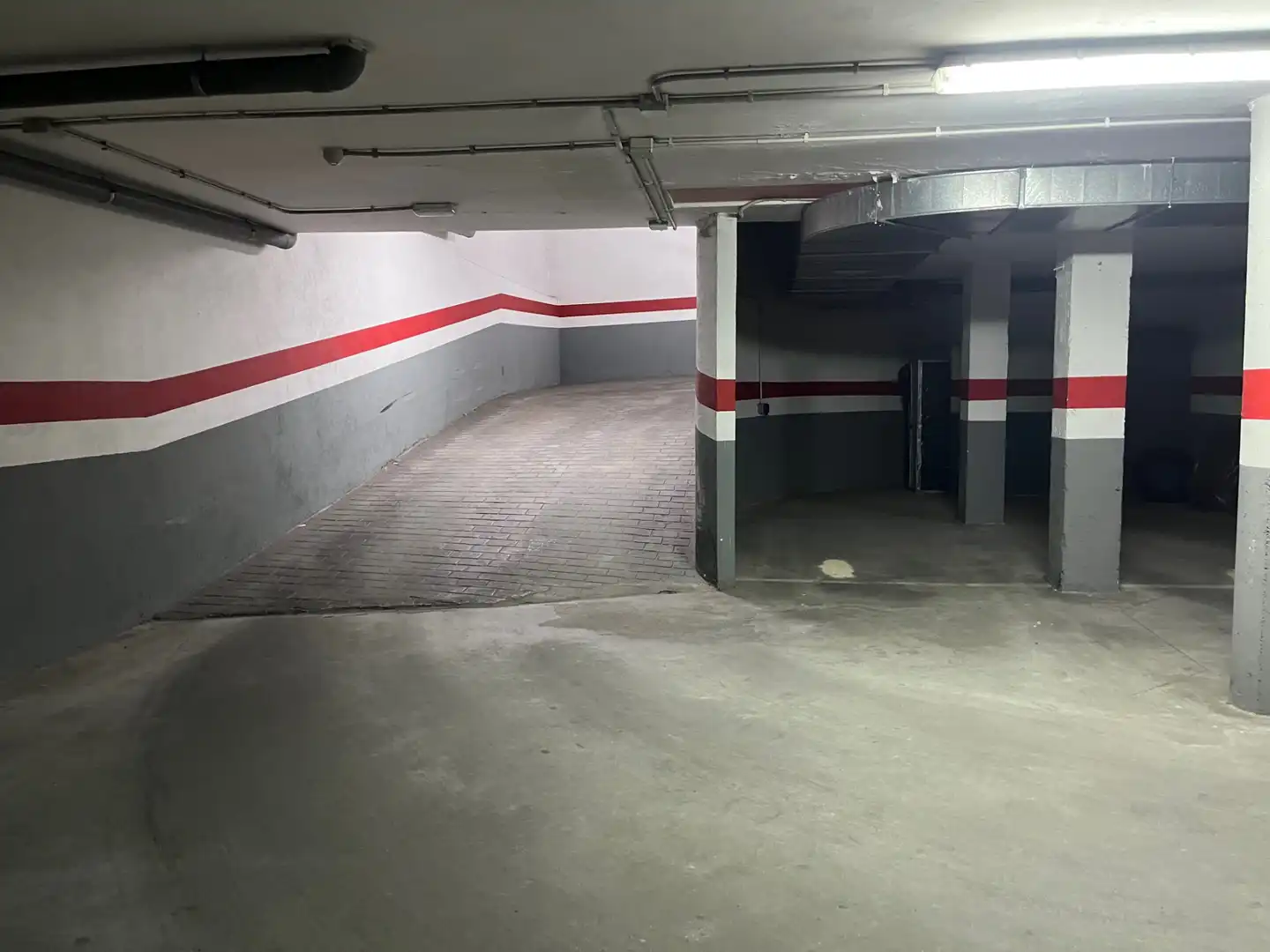 Parking of Flat for sale in Castellanos de Moriscos  with Heating, Parquet flooring and Furnished