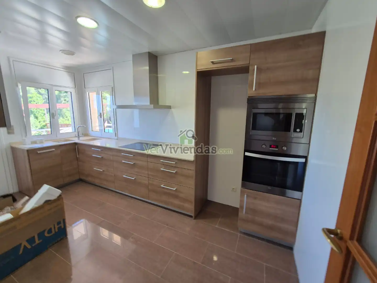 Cocina de Casa o chalet en venta en Vallirana con Aire acondicionado, Calefacción y Jardín privado