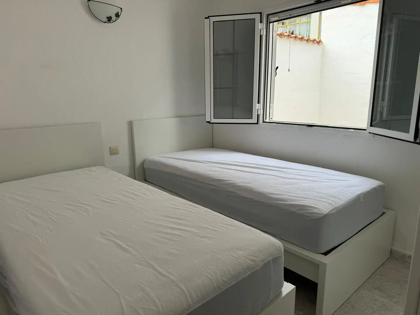 Bedroom of Houses for sale in San Bartolomé de Tirajana  with Private garden, Terrace and Furnished