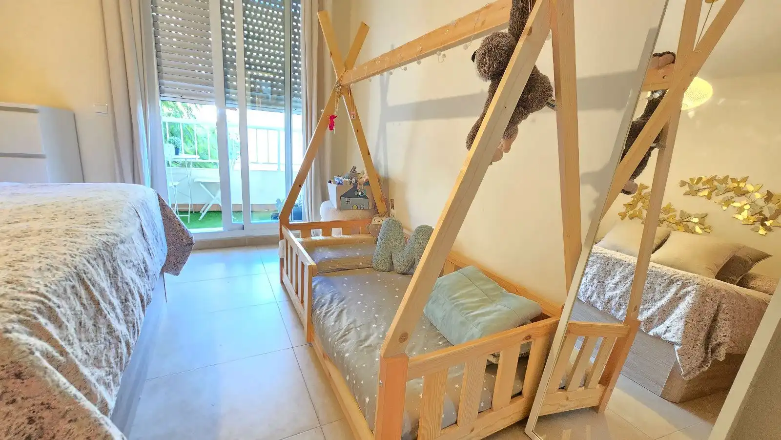 Bedroom of Flat for sale in El Pinillo 