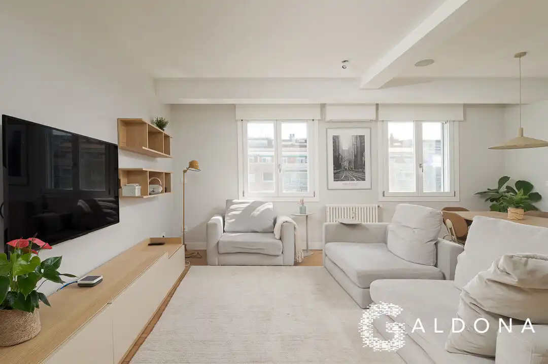 Sala de estar de Piso en venta en Donostia - San Sebastián  con Aire acondicionado, Calefacción y Terraza
