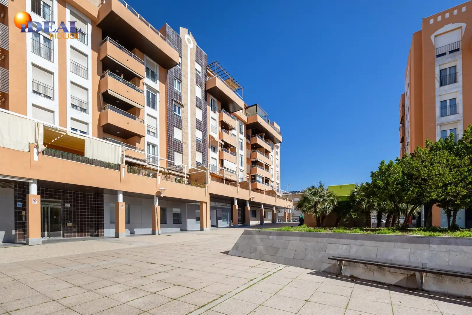 Piso con terraza en venta en Plaza CIUDAD DE LOS CARMENES, imagen 37