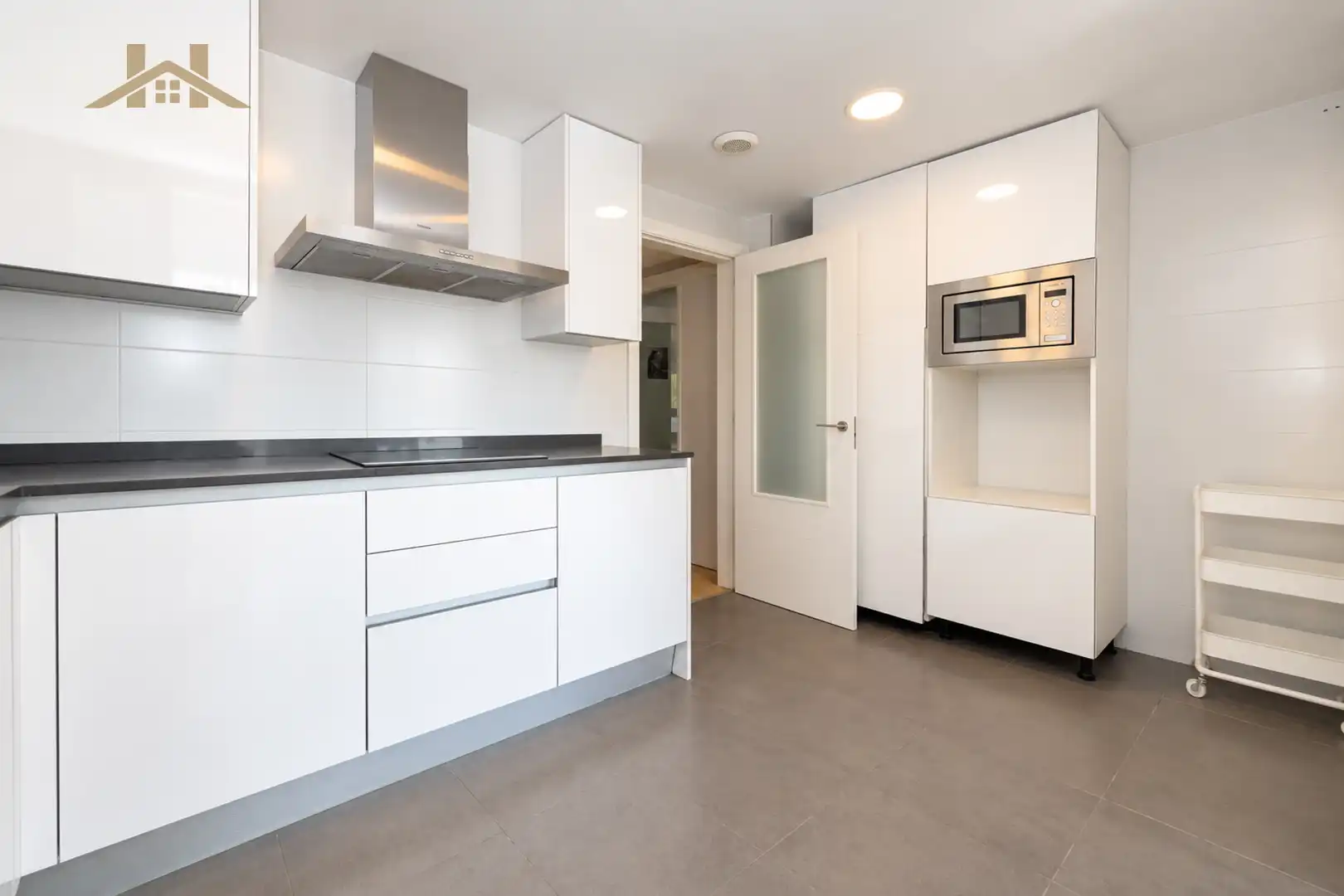 Kitchen of Flat for sale in Dehesa Vieja - Puente Cultural