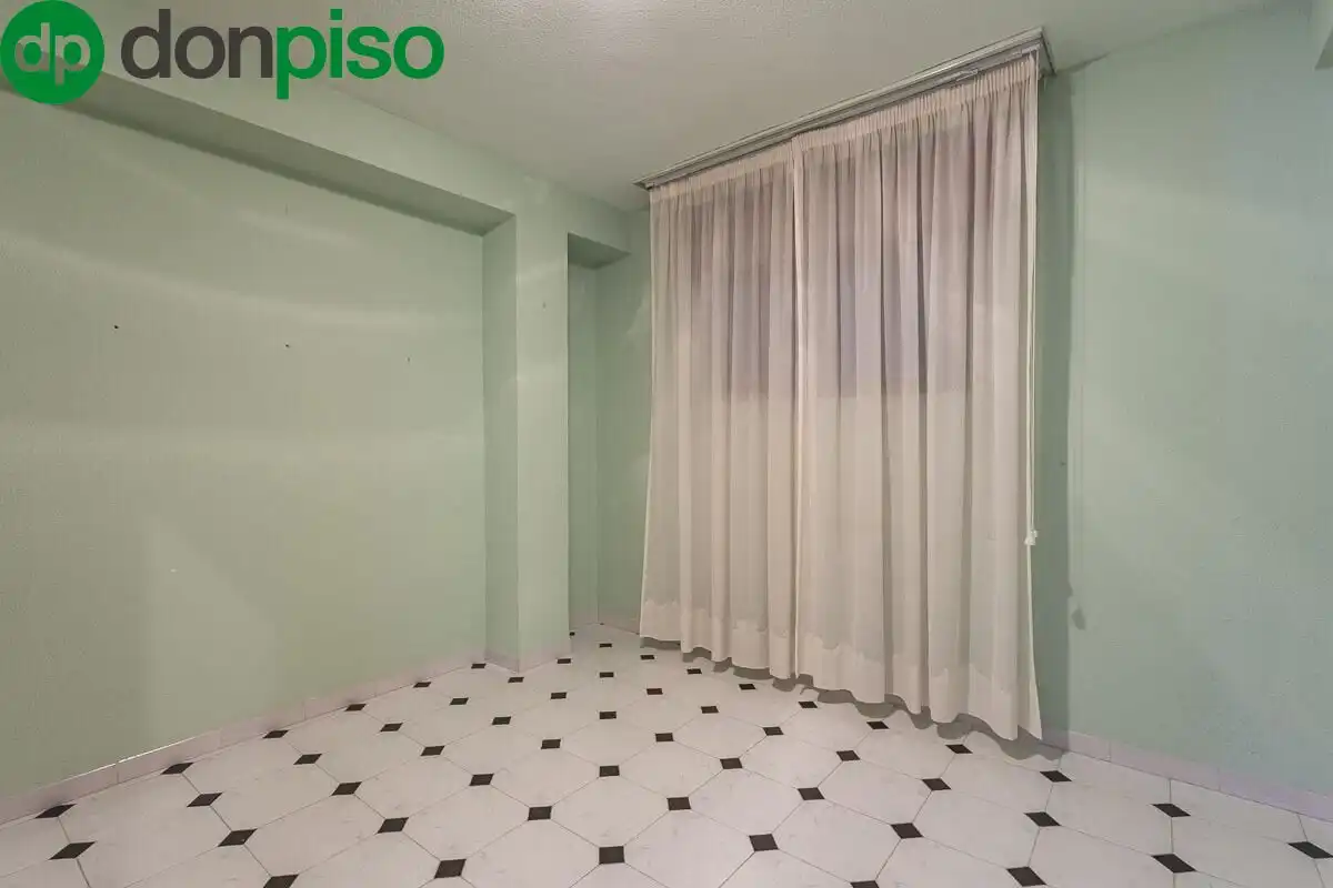 Piso en venta en Calle de Velimar, 21, Velilla - Velilla Taramay