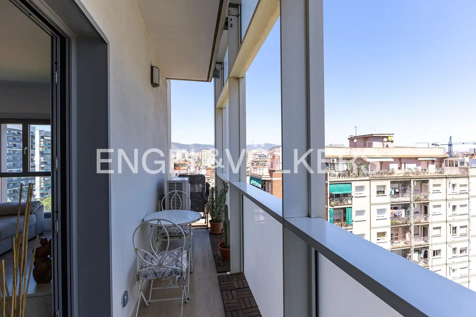Balcony of Flat for sale in L'Hospitalet de Llobregat  with Air Conditioner, Heating and Parquet flooring