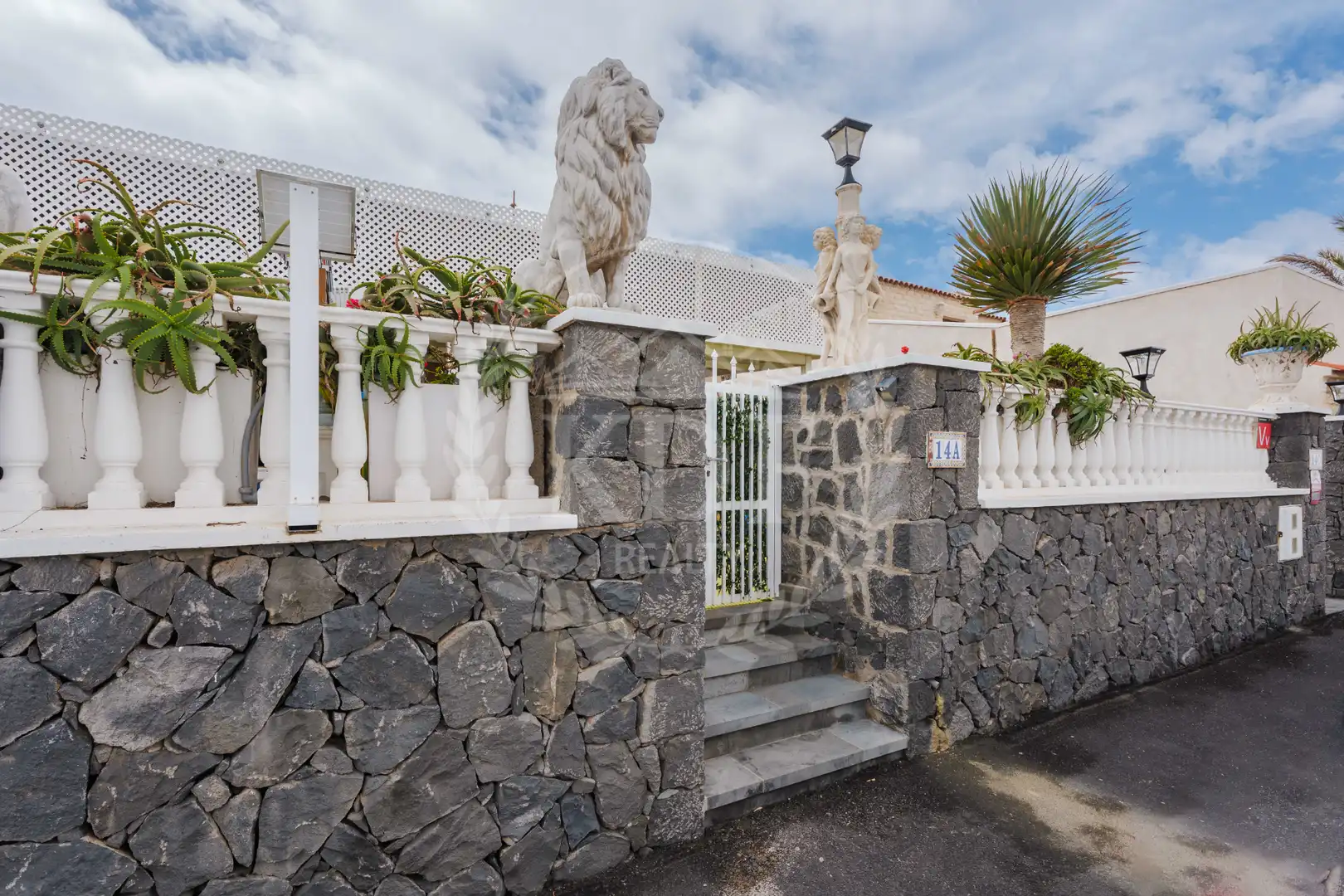 Exterior view of Buildings for sale in Granadilla de Abona  with Alarm and Community pool