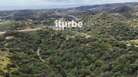 Foto 4 de Residencial en venta en De Los Membri, Altos de Estepona, Estepona