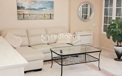 Living room of Flat for sale in Alicante / Alacant