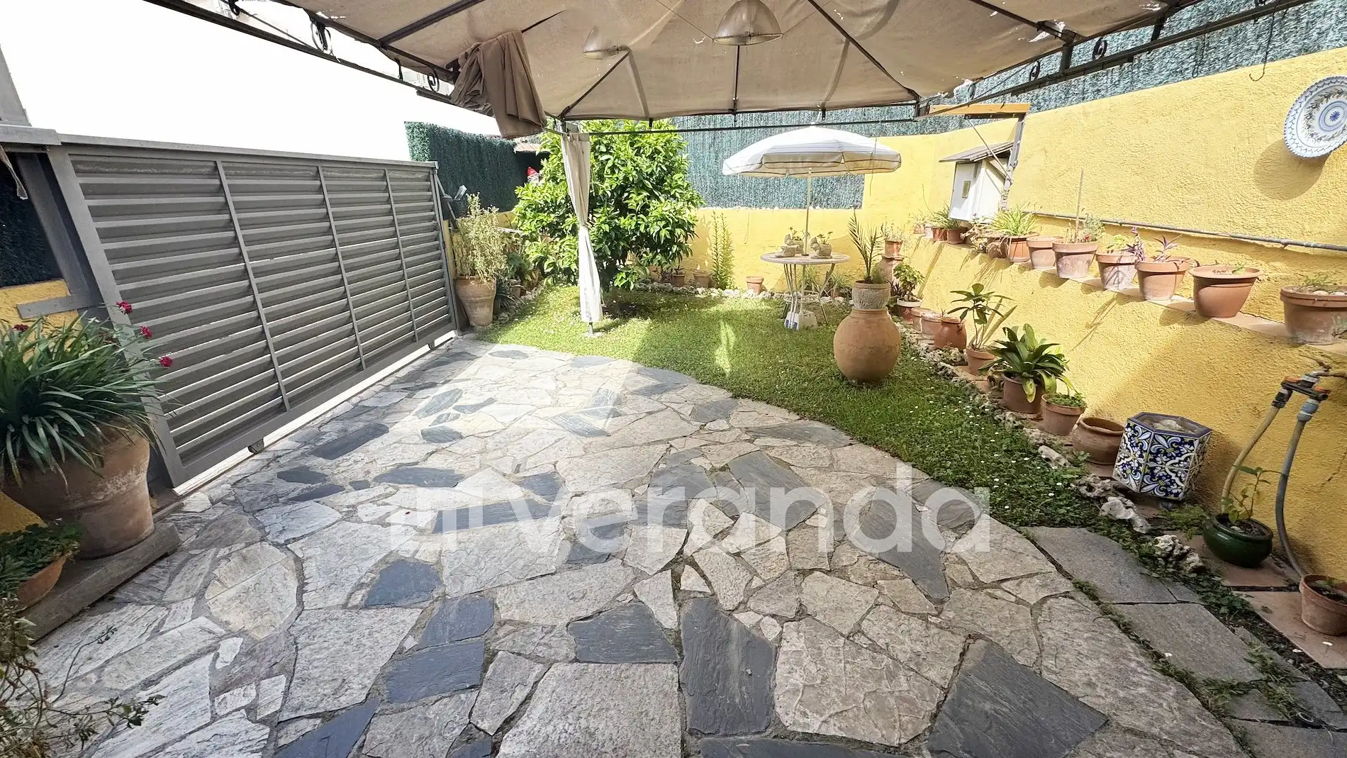 Jardín de Casa adosada en venta en Ripollet con Calefacción, Trastero y Balcón