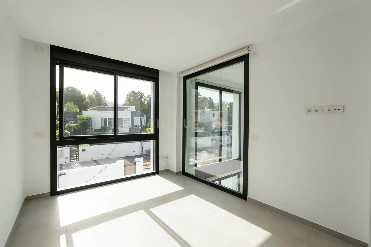 House for sale in Calle Albatros, Calle Morena y Calle Dolfi 2, imagen 42