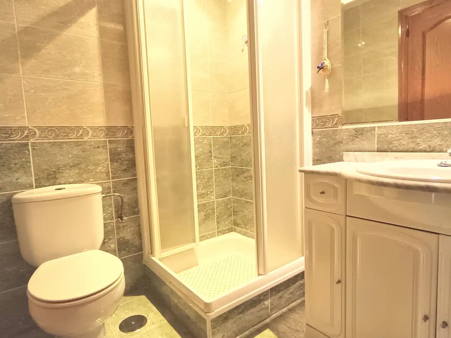 Baño de Piso en venta en Colmenar Viejo con Calefacción, Terraza y Trastero