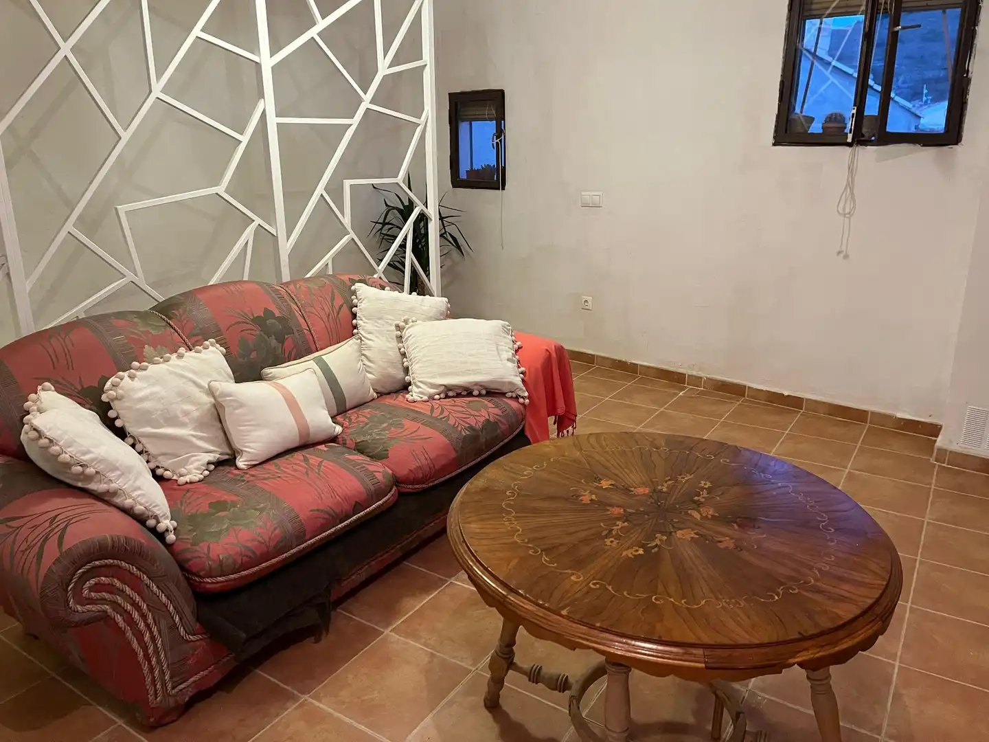 Sala d'estar de Finca rústica en venda en Palomera amb Calefacció
