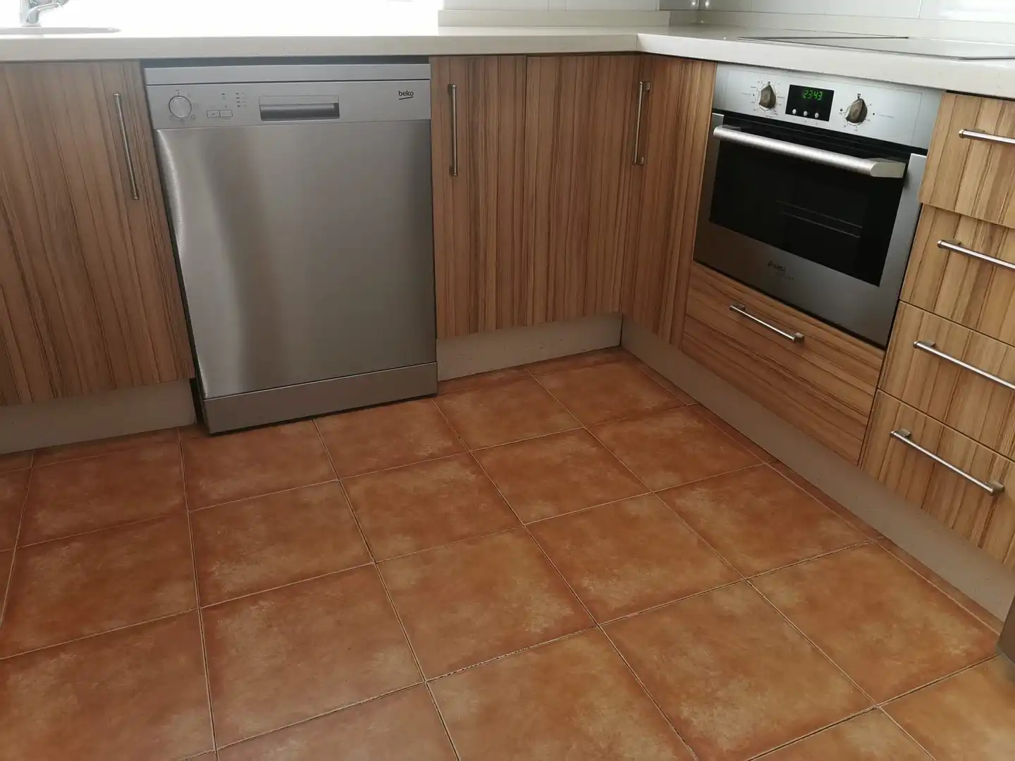 Flat for rent in Calle Madrigal, Camino de Antequera