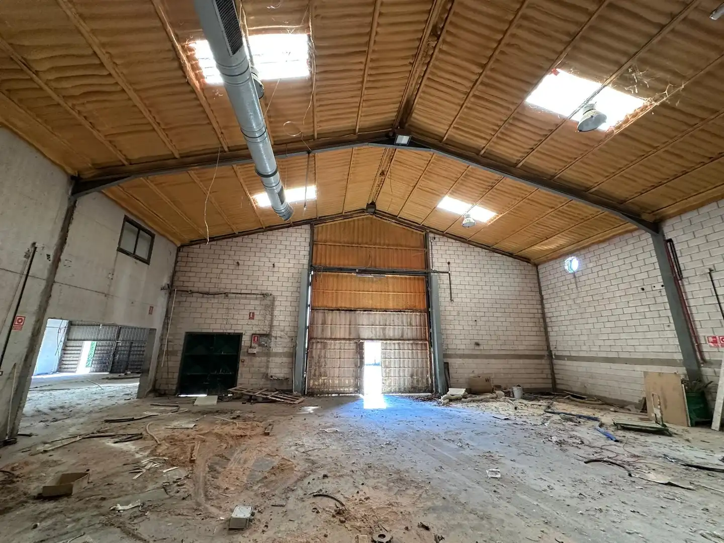 Nau industrial en venda en Villalbilla de Burgos